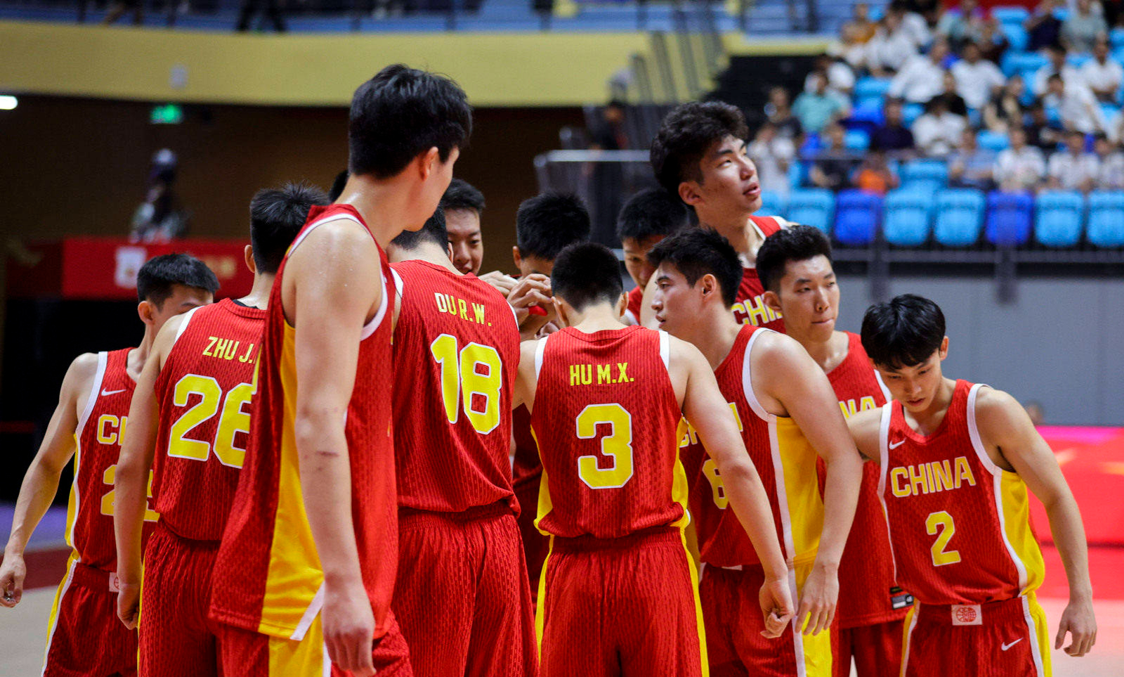 深圳男篮迎西甲关键赛,加时末段强势反弹,话题不断,心理建设被强调的简单介绍 深圳男篮迎西甲关键赛,加时末段强势反弹,话题不断,心理建设被强调的简单介绍