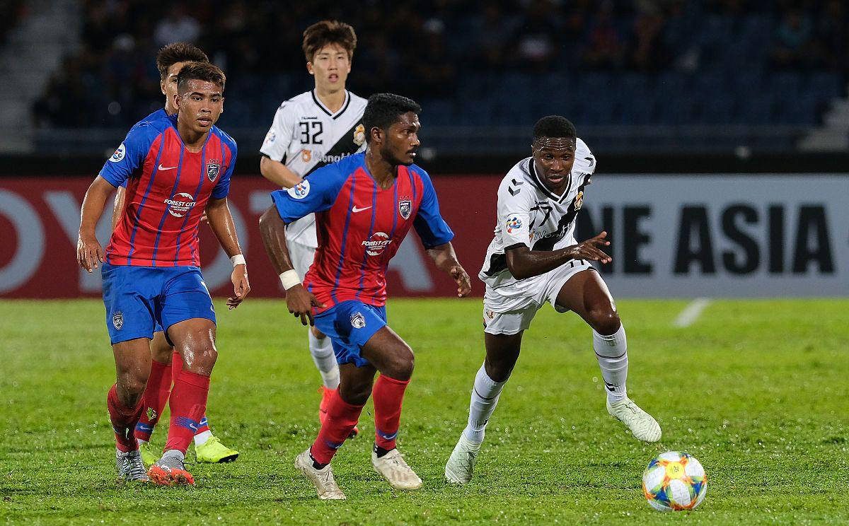 包含加时末段突围战来临，亚特兰大围绕英超调整名单，更衣室稳定，训练强度明显提升的词条